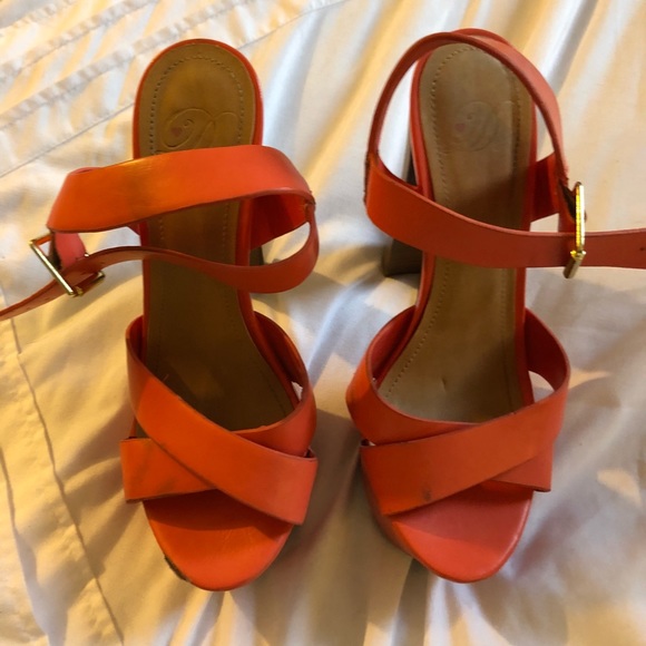 SEXY ORANGE PLATFORMS - Picture 3 of 4